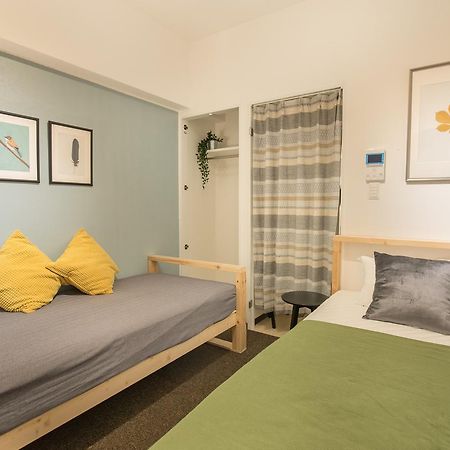 Uro Apartment Осака Екстериор снимка