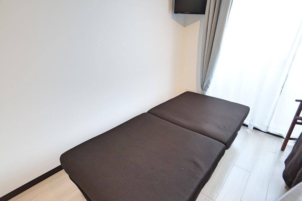 Uro Apartment Осака Екстериор снимка
