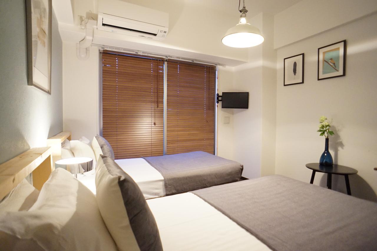Uro Apartment Осака Екстериор снимка