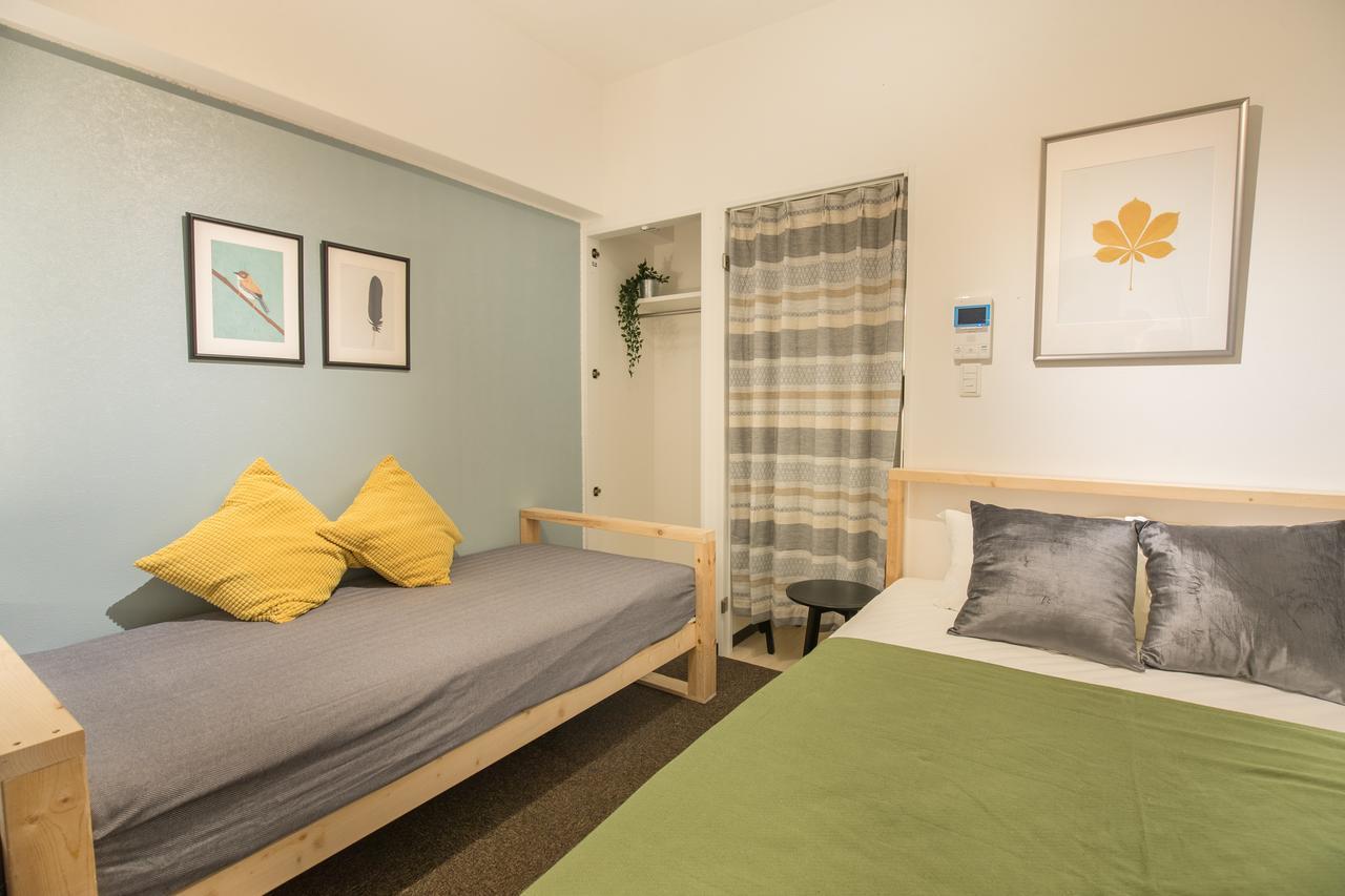 Uro Apartment Осака Екстериор снимка