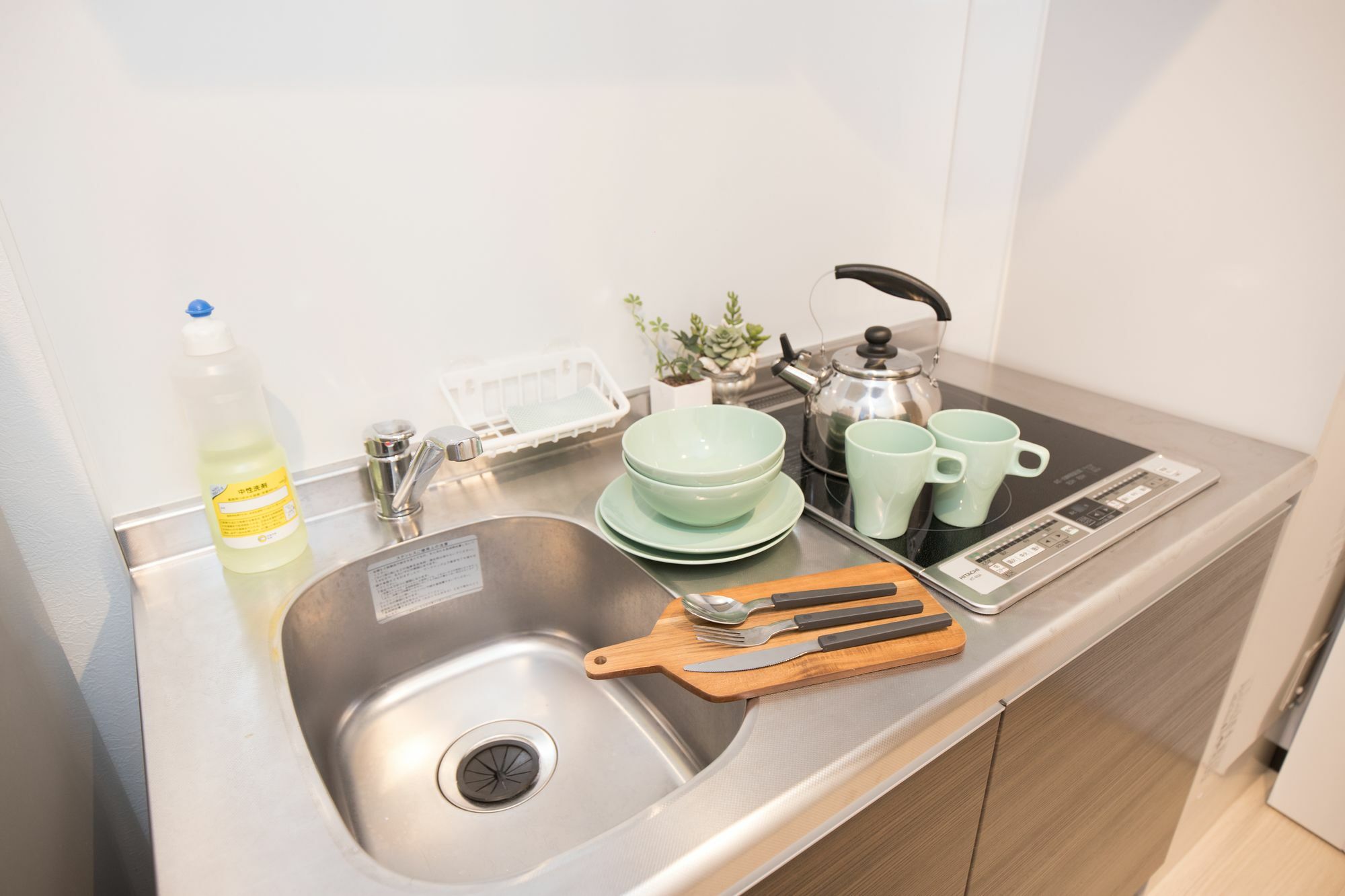 Uro Apartment Осака Екстериор снимка