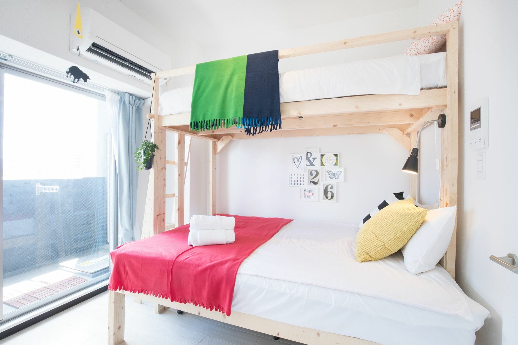 Uro Apartment Осака Екстериор снимка